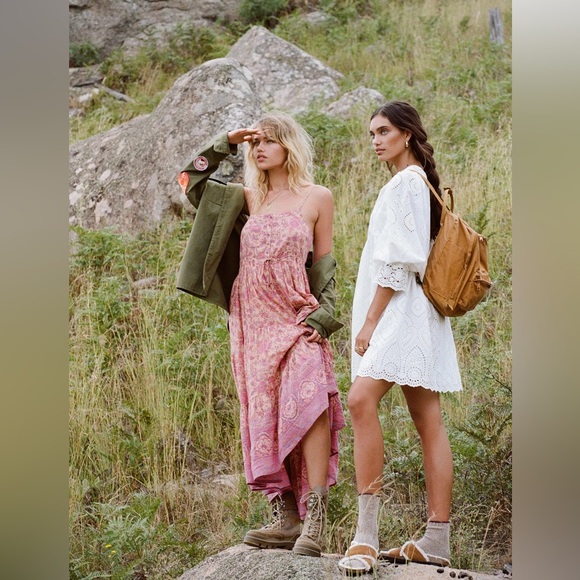 Spell Folk Song Strappy in Blossom Size M 🌸 - Picture 2 of 15